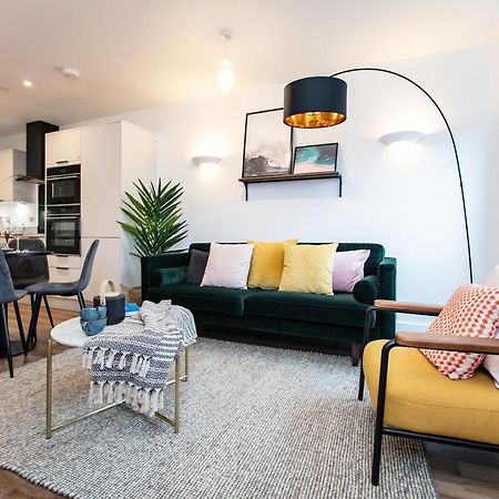 City Centre - Free Parking - Stylish 2 Bedroom Apartment Bristol Exterior foto